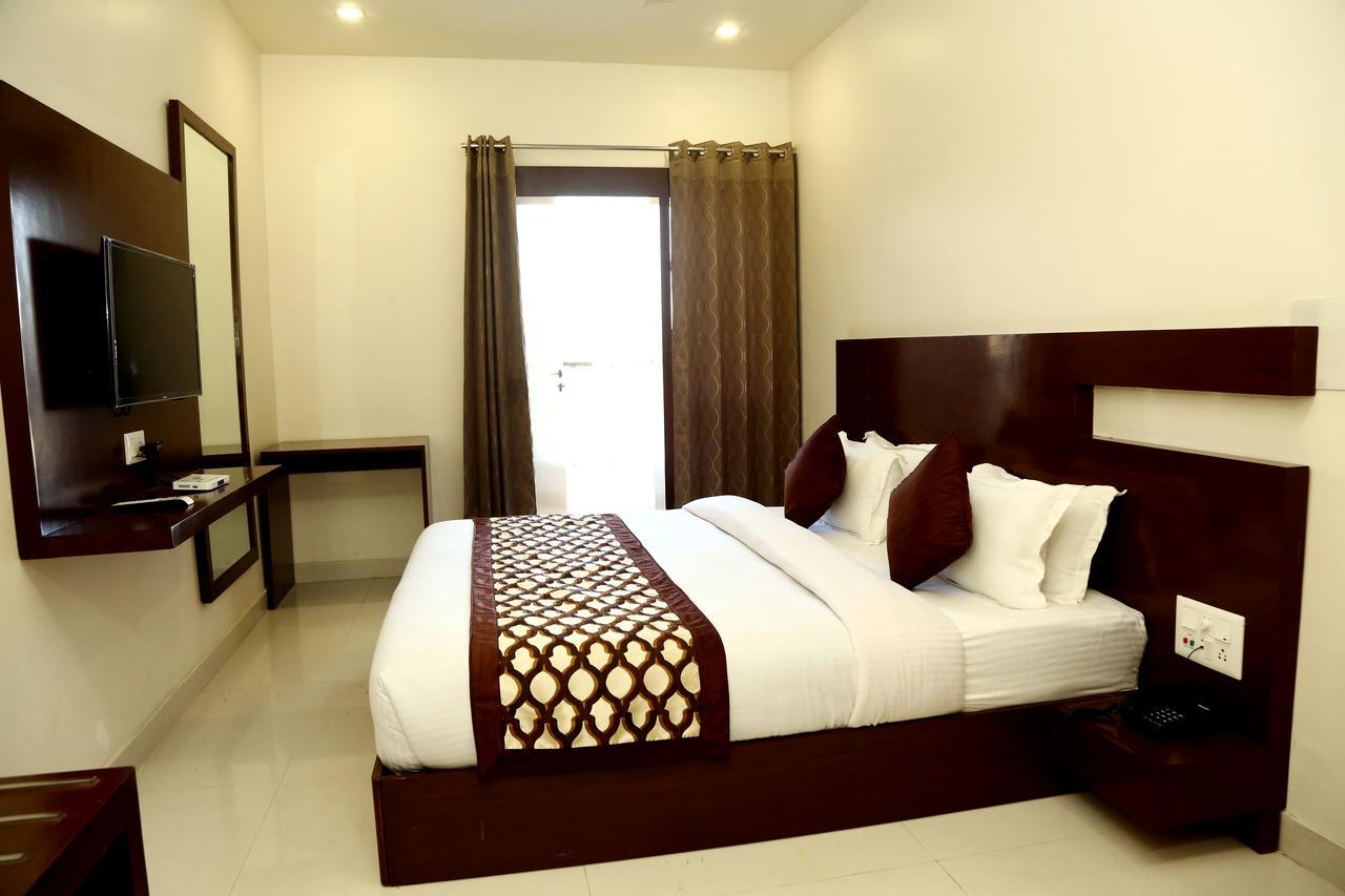 Hotel Royal Inn Chittorgarh Экстерьер фото