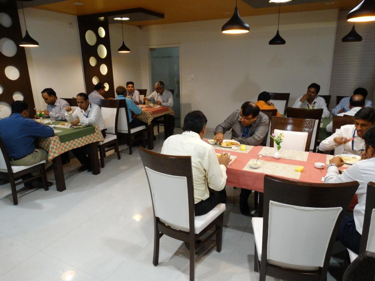 Hotel Royal Inn Chittorgarh Экстерьер фото